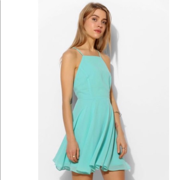 Urban Outfitters flared chiffon dress - Picture 2 of 6